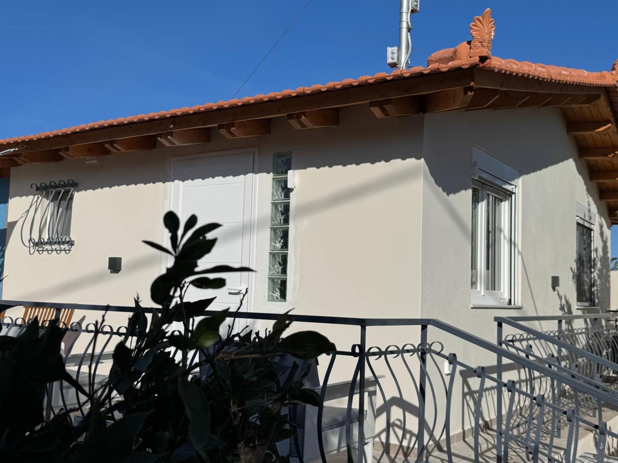 Secret Garden Airport-Beach Villas 300M From Famous Davis Beach Artemida  Luaran gambar